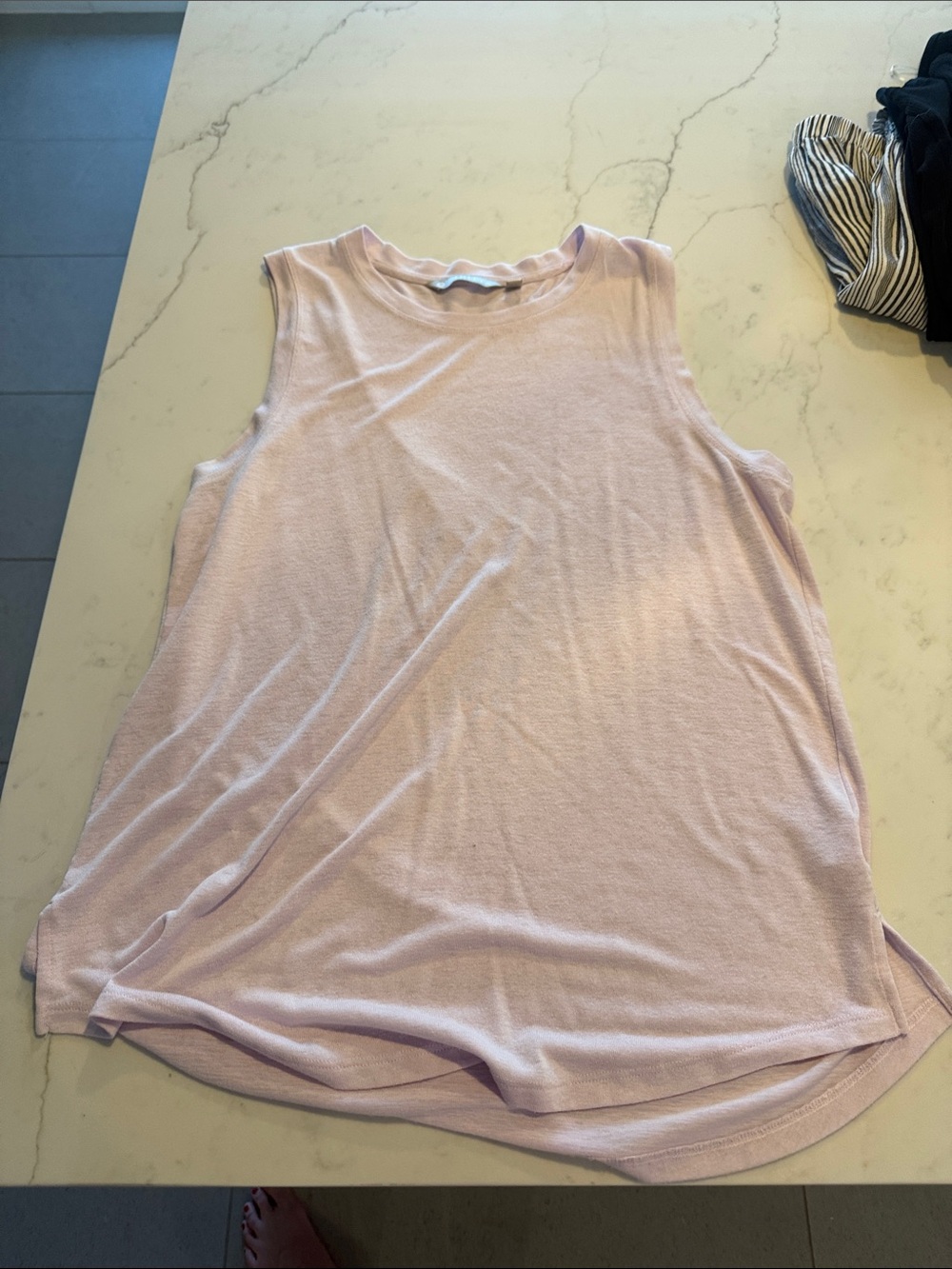 Athleta pink tank top